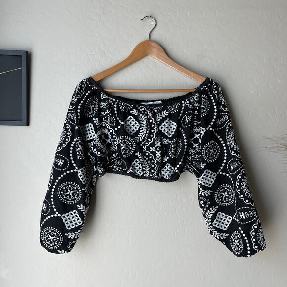 Alice McCall Top Anywhere Black White Embroidered Off the Shoulder Crop Top Sz 6 - Picture 2 of 8